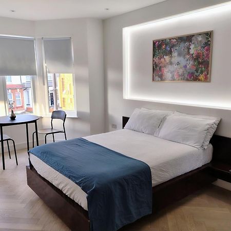 Luxurious London Studios Harrow Exterior photo